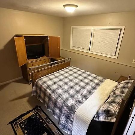 Centrally Located 2Br Spacious High-Speed Internet Анкъридж Екстериор снимка